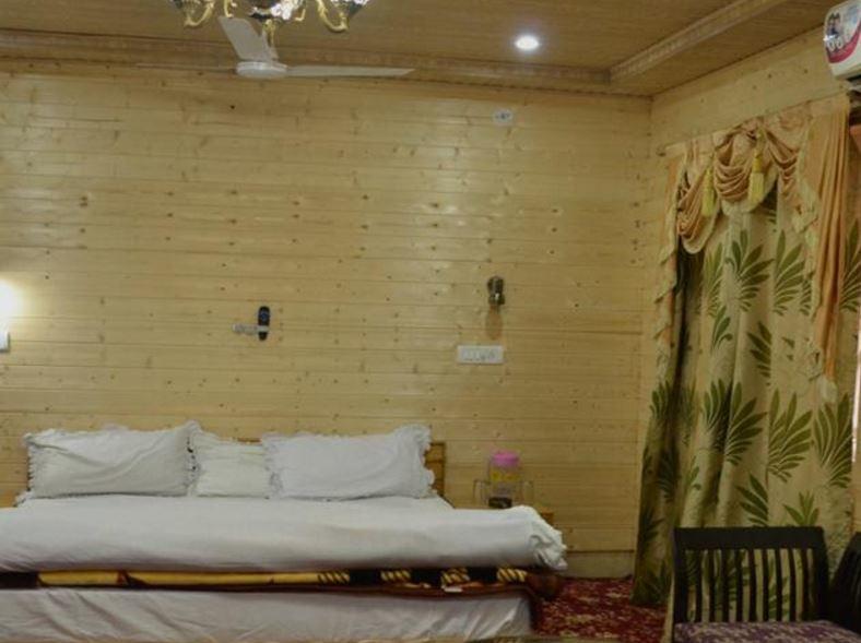 Hotel Grg Residency Srinagar  Ngoại thất bức ảnh